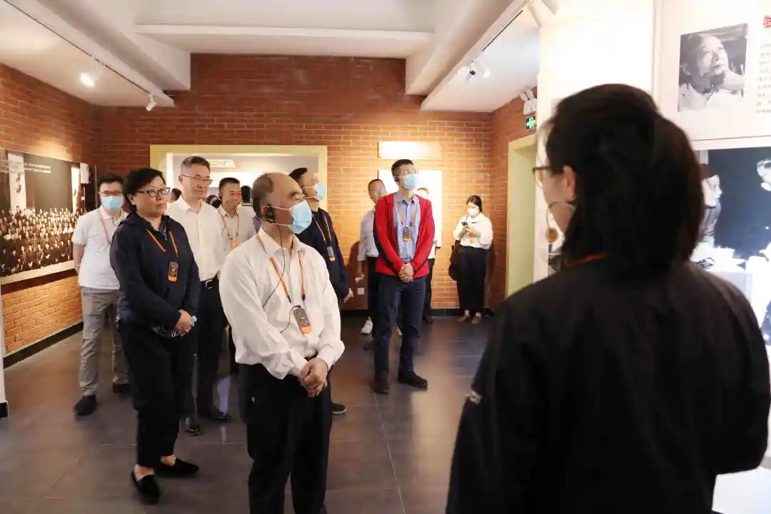 �㶫ʡ������Ժ�����Ա������쳤������һ��������м��ҵ����